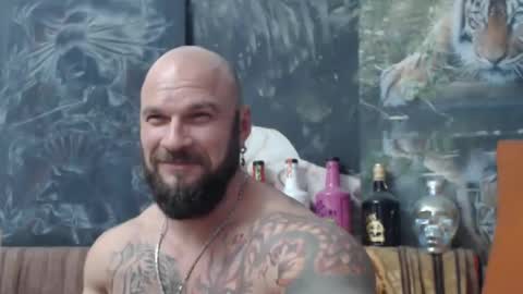 Snapshot of viking_me chatting on 10-26-25, 07:31 viking online show from 10-26-25, 07:31