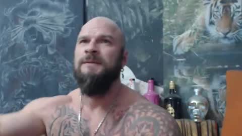 Snapshot of viking_me chatting on 11-03-25, 07:48 viking online show from 11-03-25, 07:48