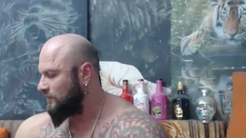 Snapshot of viking_me chatting on 11-23-25, 07:02 viking online show from 11-23-25, 07:02