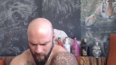 Snapshot of viking_me chatting on 11-24-25, 07:08 viking online show from 11-24-25, 07:08