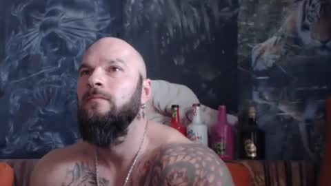 Snapshot of viking_me chatting on 11-30-25, 10:52 viking online show from 11-30-25, 10:52