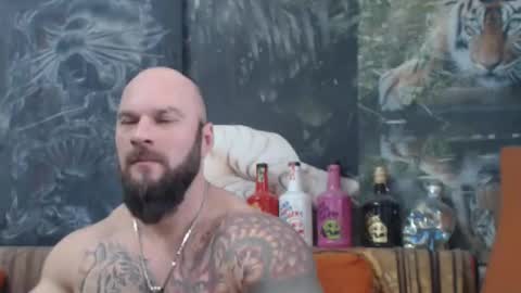 Snapshot of viking_me chatting on 12-05-25, 08:01 viking online show from 12-05-25, 08:01