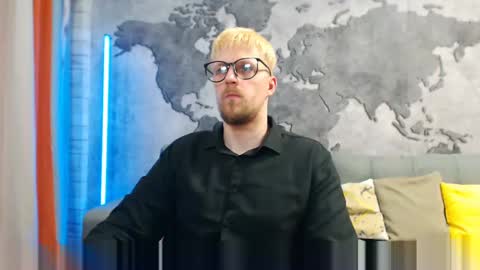 Snapshot of vikingchrisss chatting on 01-28-25, 11:17 vikingchrisss online show from 01-28-25, 11:17