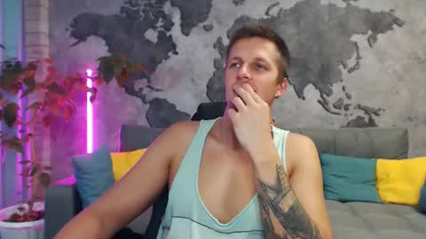 Snapshot of vikingchrisss chatting on 11-02-25, 10:39 vikingchrisss online show from 11-02-25, 10:39