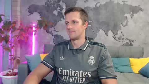 Snapshot of vikingchrisss chatting on 11-03-25, 10:27 vikingchrisss online show from 11-03-25, 10:27