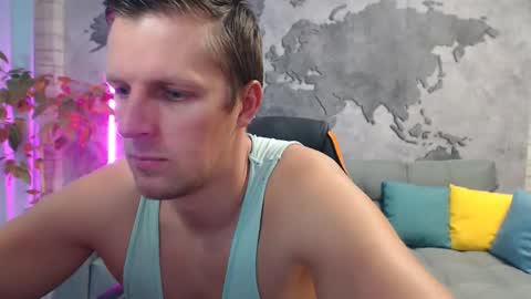 Snapshot of vikingchrisss chatting on 11-17-25, 10:21 vikingchrisss online show from 11-17-25, 10:21