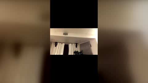 Vikinyourpuss online show from 05-21-26, 07:48