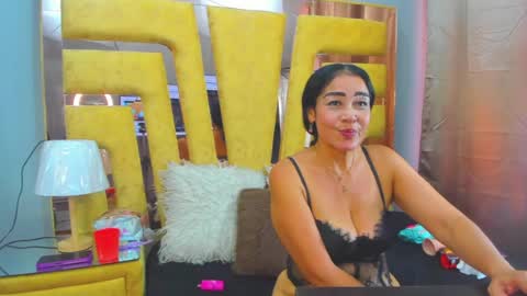 vikiTomson online show from 07-28-26, 03:21