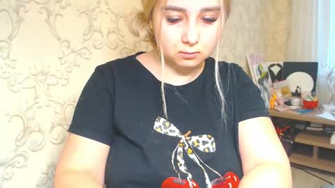 Vitoria online show from 04-25-26, 01:41