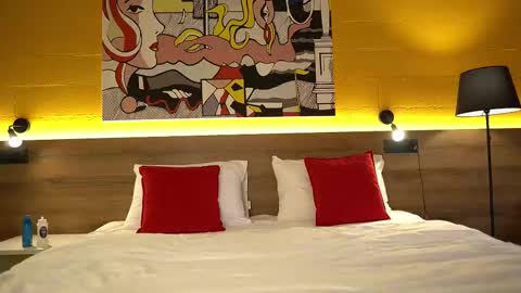 Snapshot of vikkilustfull chatting on 09-20-25, 12:39 VIKKI online show from 09-20-25, 12:39