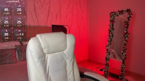 Vikky online show from 11-29-25, 12:57