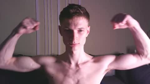 Max online show from 10-10-25, 11:15