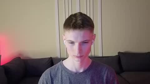 Max online show from 02-08-26, 02:09