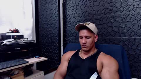 Viktor Herrera online show from 02-27-25, 05:15