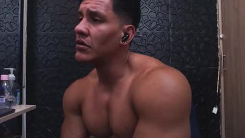 Viktor Herrera online show from 10-09-25, 03:10