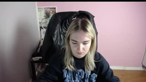 viktoria_lovely online show from 02-16-26, 06:31