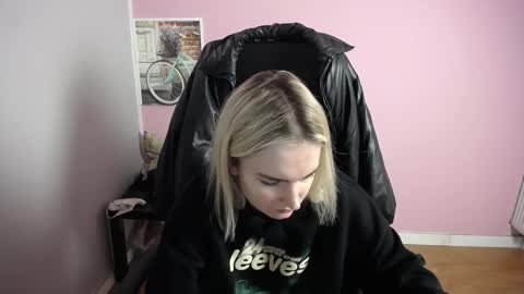 viktoria_lovely online show from 03-31-26, 07:20