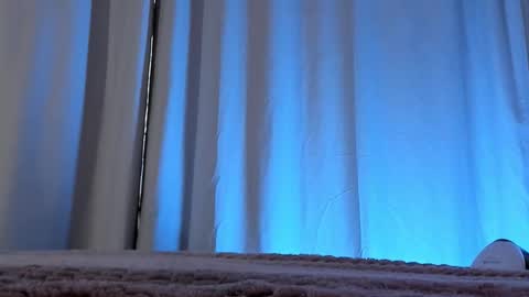 Vikky online show from 11-14-25, 09:19