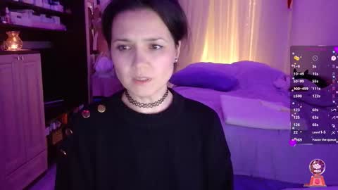 viktoriakiss online show from 12-19-25, 11:01