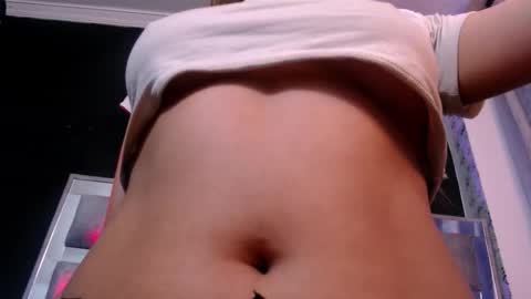 Snapshot of viky_evanss chatting on 03-14-26, 02:44 viky_evanss online show from 03-14-26, 02:44