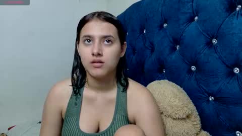 vikysexy28 online show from 03-04-26, 12:05