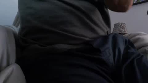 Snapshot of vin_dick_tive_ chatting on 11-30-25, 03:05 Vincent online show from 11-30-25, 03:05