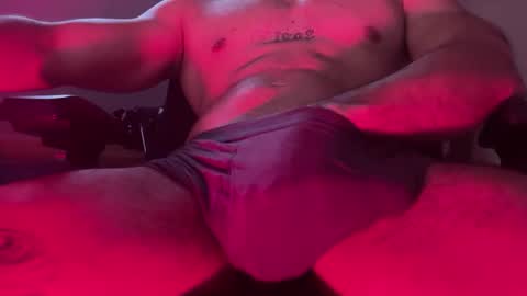 Vince Bi Hot online show from 12-16-24, 08:20