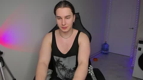 Snapshot of vincent__strong chatting on 01-22-25, 02:14 Vincent Strong online show from 01-22-25, 02:14