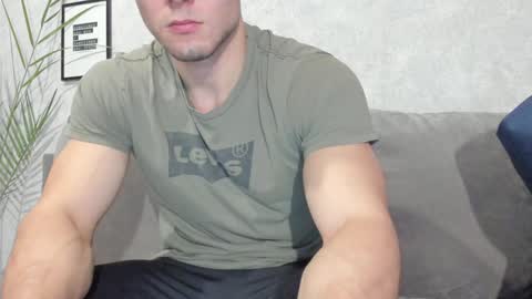 Snapshot of vincent_o chatting on 12-22-24, 02:16 Vincent. uncut 18cm online show from 12-22-24, 02:16