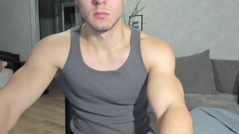 Snapshot of vincent_o chatting on 12-30-24, 07:11 Vincent. uncut 18cm online show from 12-30-24, 07:11