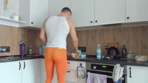 Snapshot of vincent_o chatting on 01-16-25, 09:16 Vincent. uncut 18cm online show from 01-16-25, 09:16