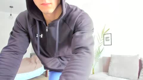 Snapshot of vincent_o chatting on 02-25-25, 01:06 Vincent. uncut 18cm online show from 02-25-25, 01:06