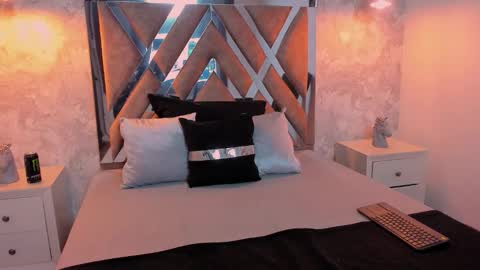 Vincent online show from 09-22-25, 03:52