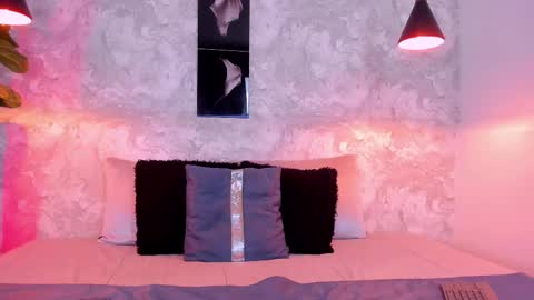 Vincent online show from 09-28-25, 02:39