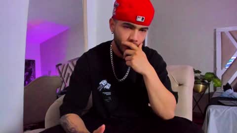 Vincent online show from 10-20-25, 04:35