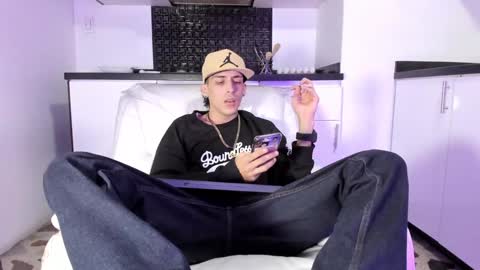 Vincent online show from 01-22-25, 10:26