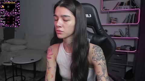 vinkitinkii online show from 01-29-25, 07:04