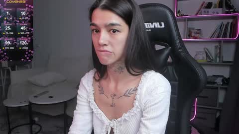 vinkitinkii online show from 02-04-25, 10:00