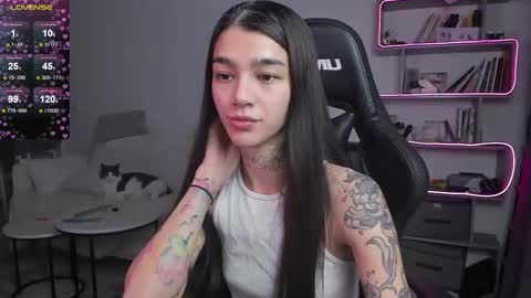 vinkitinkii online show from 02-20-25, 06:50