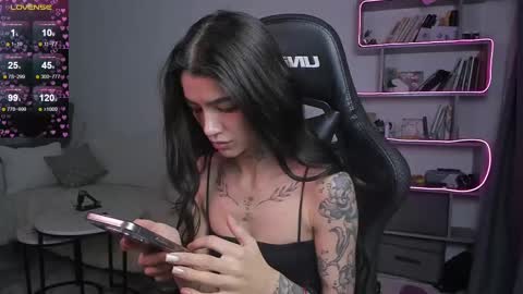 vinkitinkii online show from 02-26-25, 07:09