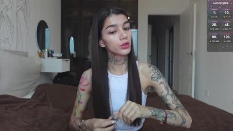 vinkitinkii online show from 10-15-25, 06:57