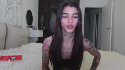 vinkitinkii online show from 11-14-25, 03:11