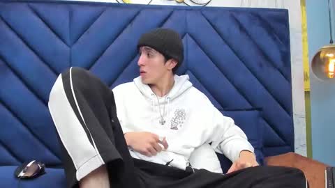 vinniematte online show from 03-05-25, 03:08