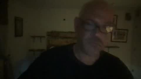 vinnumber8 online show from 10-28-25, 02:31