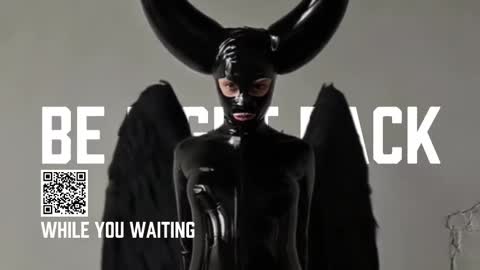 Diva Silvia online show from 10-24-25, 05:20