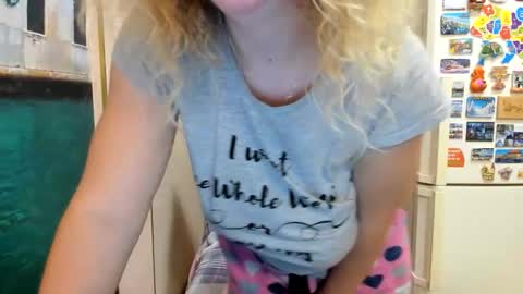 viodetta online show from 10-04-25, 04:27