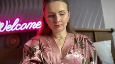 Funny  girl online show from 02-17-25, 09:56