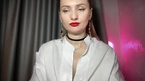 Funny  girl online show from 10-19-25, 11:16