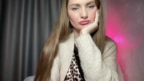 Funny  girl online show from 11-14-25, 10:14