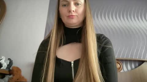 Funny  girl online show from 06-03-26, 07:00